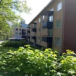 Economy Escape Apartment *