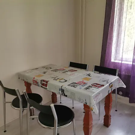Worker Accomodation Διαμέρισμα Κούβολα